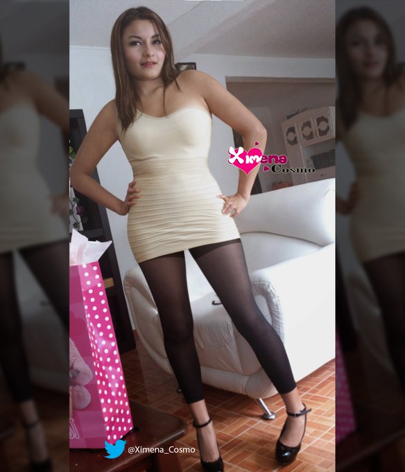 Creo que el techo blanco combina con mi vestido😂 https://t.co/8JULze5boP