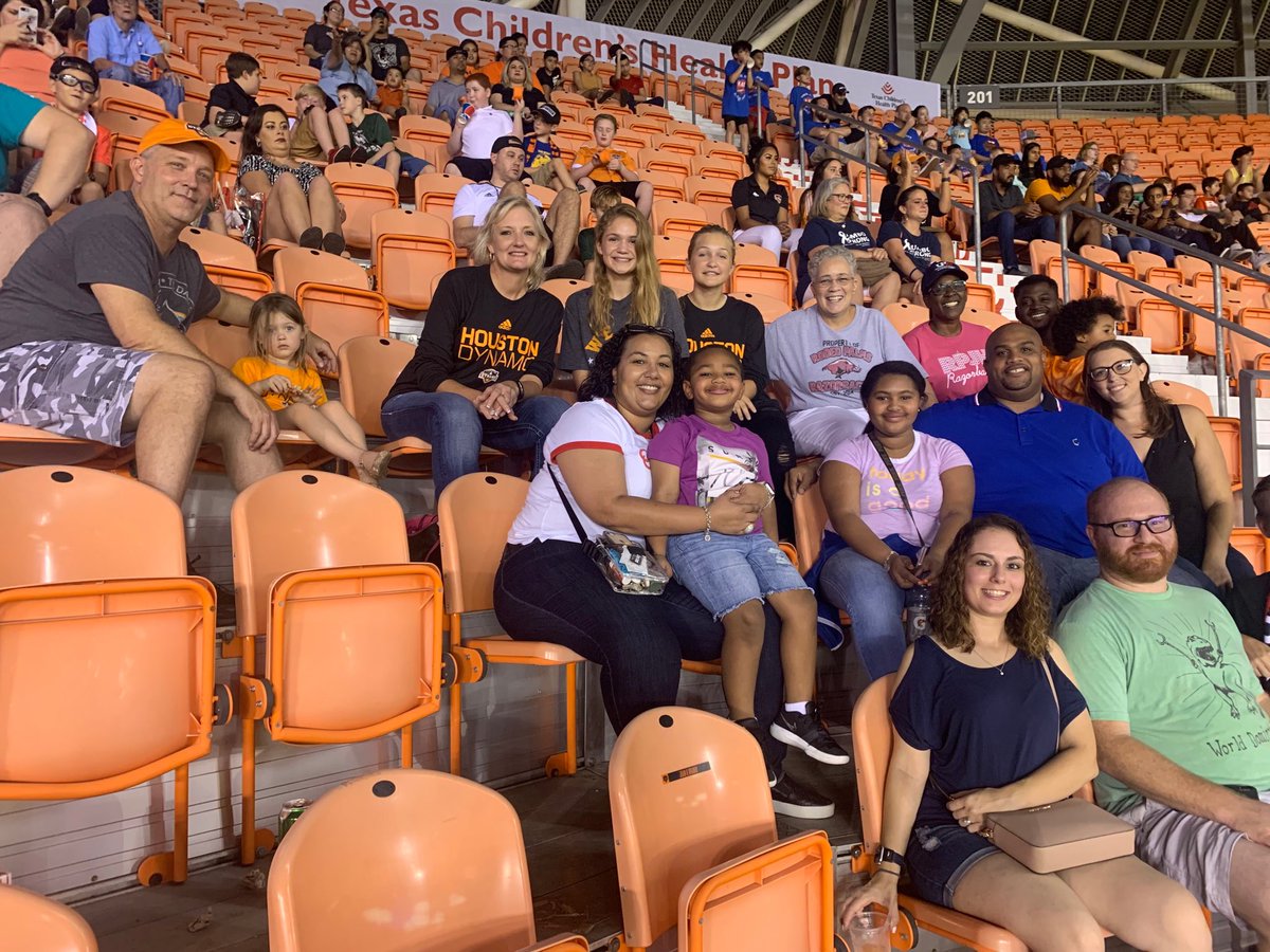 AvidRpjh's tweet image. Rodeo Palms at the Houston Dynamo Game. Family and fun!
