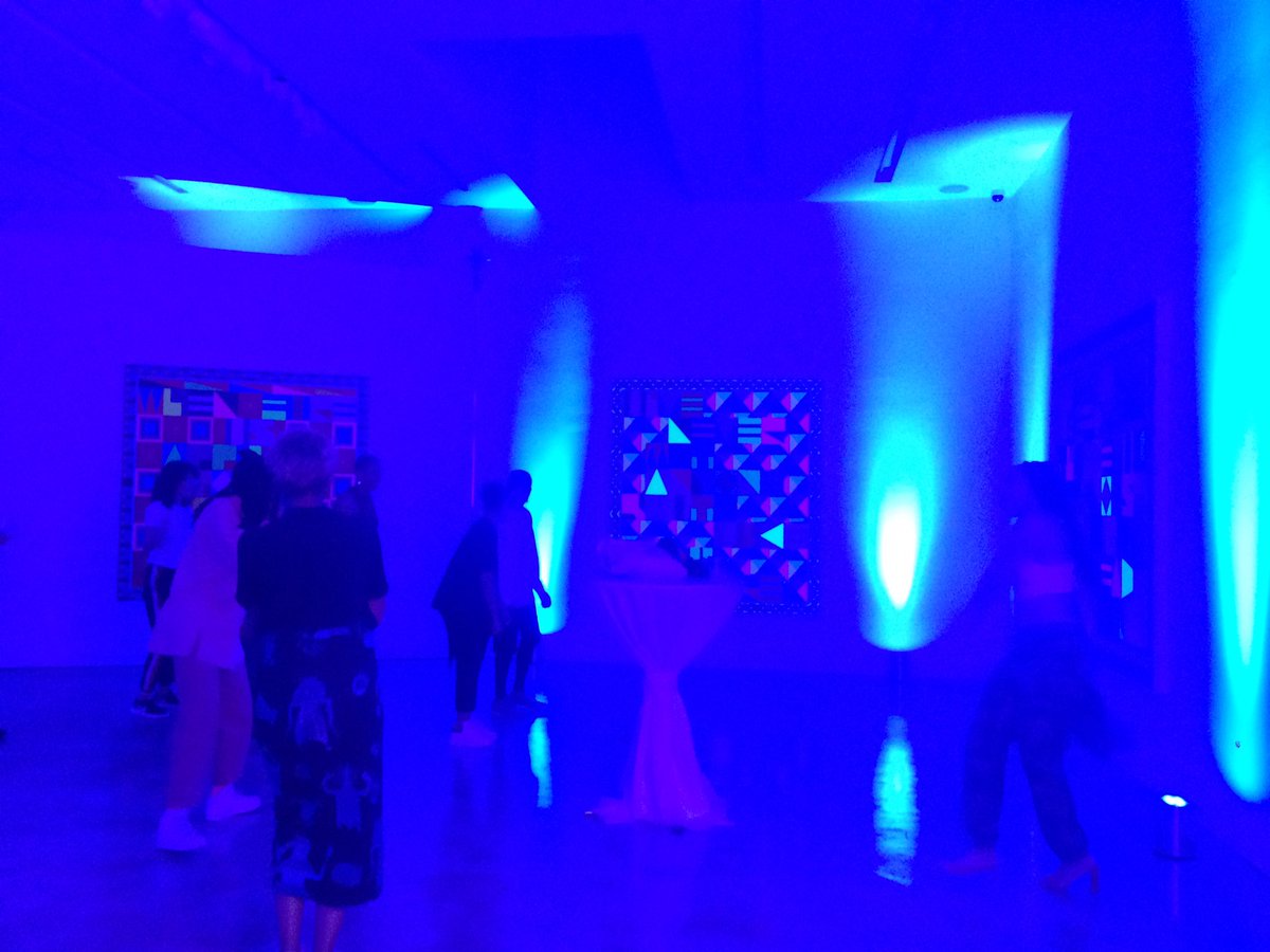TheJennyLam's tweet photo. + then after party at Kavi Gupta #Gallery, ft. Jeffrey Gibson: "Can You Feel It" &amp; Kennedy Yanko: "Hannah." (In my stories at https://t.co/qVPZjx01sd) Before I got there a friend managed to get a video of Nick Cave starting the dance party! #ExpoChicago #ExpoArtWeek #Chicago #Art https://t.co/GkJUm2JgfA