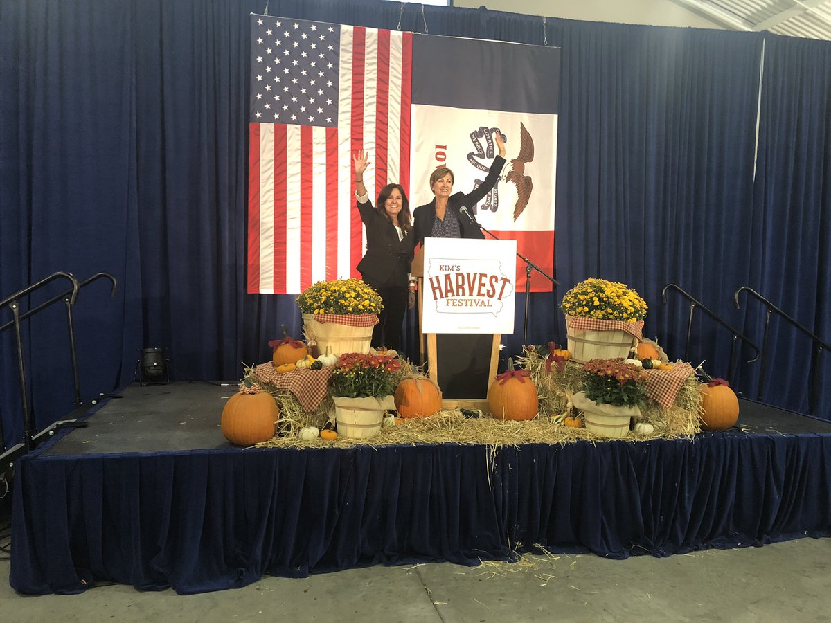 Karen Pence tweet media