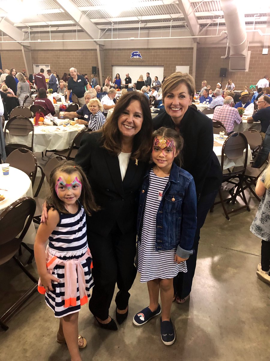 Karen Pence tweet media