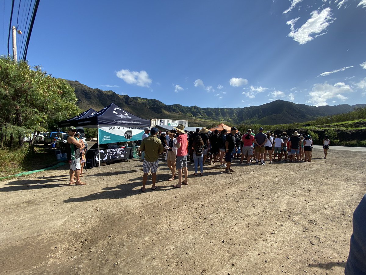 TEK Honolulu showed our gratitude for this beautiful place we call home today #BeachCleanUp #TEKGivesBack #TEKWestgivesback #TEKHAWAII