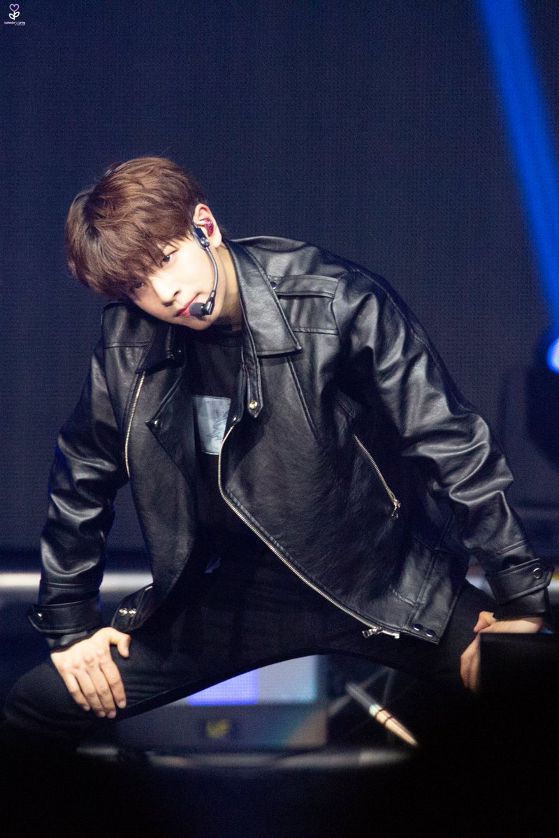 SM_Spring_0922's tweet photo. 190420 하이스테이 in 서울

@Stray_Kids

#HappySeungminDay

#StrayKids #SKZ #스트레이키즈 #스키즈
#승민 #김승민 #SeungMin #KIMSEUNGMIN
#昇玟 #金昇玟
#Clé2_YellowWood
#부작용 #SideEffects
#YouMakeStrayKidsStay https://t.co/ik1Z7twuiF