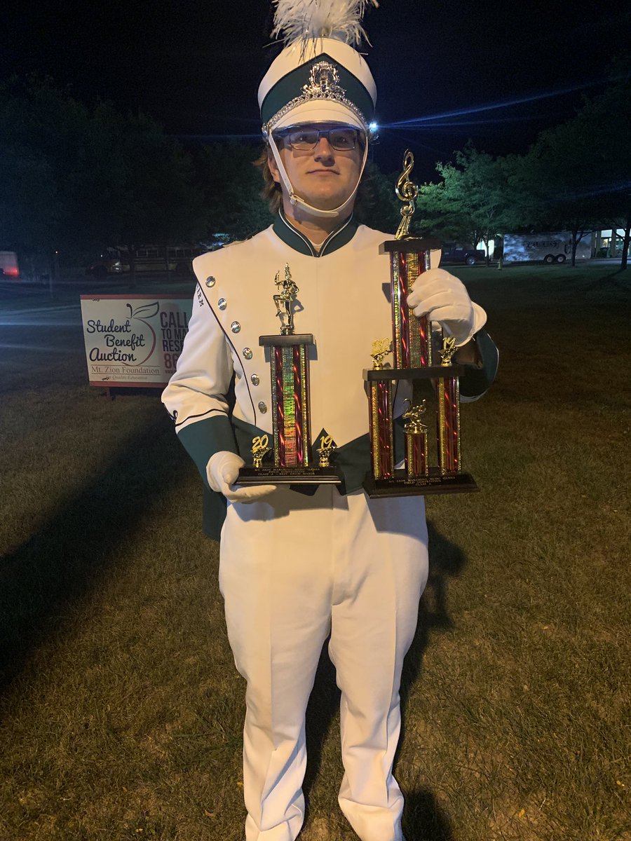The high school marching band received 2nd place at the Mt. Zion Marching Music Games this afternoon. Our very own Will Peacock was named outstanding drum major in our division as well! Congratulations, band! #marchingband #5pointsfromfirst #OFMarchingEagles #OFPride