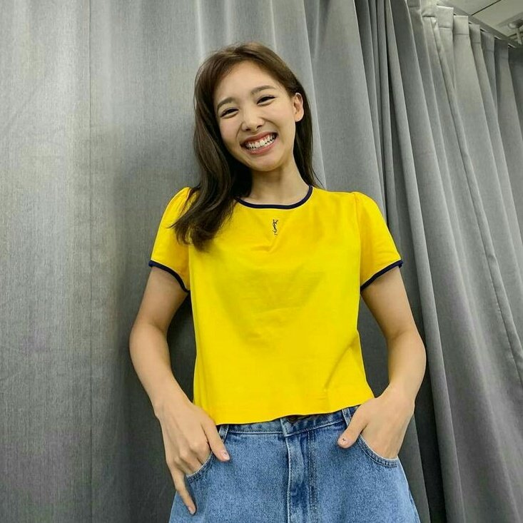 kimslowly's tweet photo. Happy Birthday, Kak @NYABONGI! 🎀

Ciye samaan ulang tahunnya. https://t.co/Kq38XbGW5c
