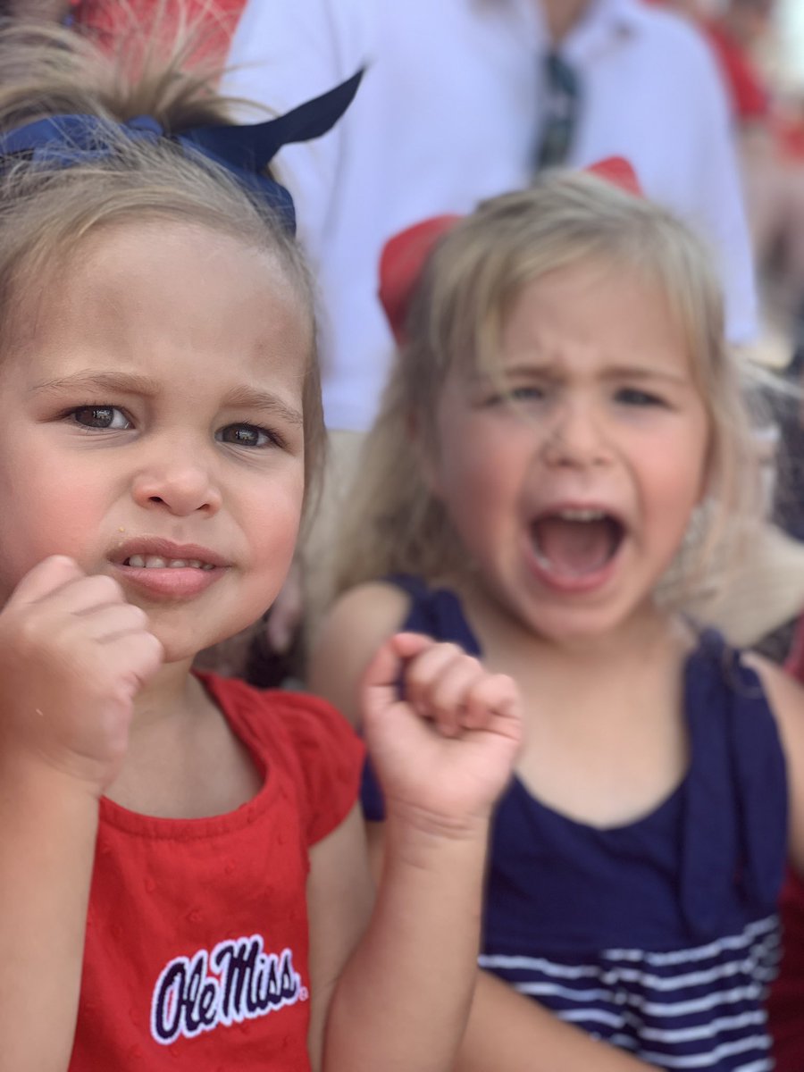 QtMnM25's tweet photo. @wtva9news Ole Miss vs Cal https://t.co/ocmSsxSCQL