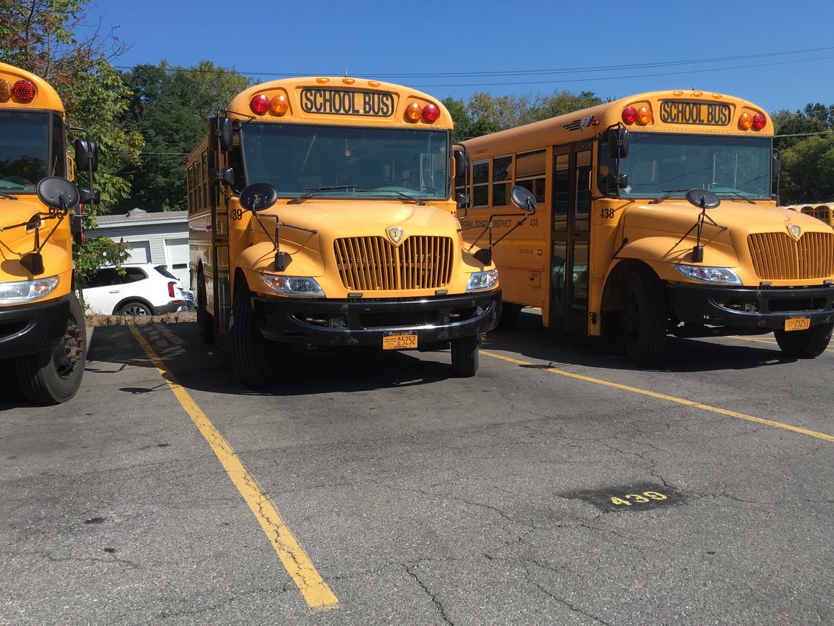 LT1_64's tweet photo. Baldwinsville Bus 438 &amp; 439 -- 2011 IC CE Shorties https://t.co/etTzzjjeX4