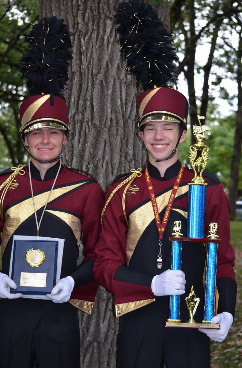 shs_marching's tweet photo. Great job everyone!!! You are all Amazing! 1st place in our division and best horn line! We also won $250 for the band in a drawing! Let’s keep up the good work for our next competition in Luverne. Go Tigers! https://t.co/hPoah9k12b
