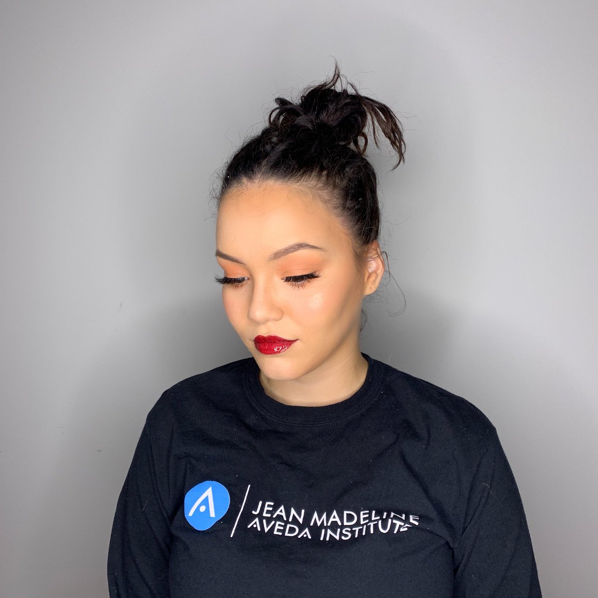 TeeYon__'s tweet photo. ✨Mini Glam using my Natural CoCo Mink lashes!✨
💎Appointments are available..💎LINK IN BIO!!!😍BOOK NOW😍 #touchdbytee #undiscoveredmakeupartist #makeup #linkinbio #makeuplover #makeupmafia #makeupgang #makeup #undiscovered_muas #makeupartist https://t.co/bBlRKpO5Dd