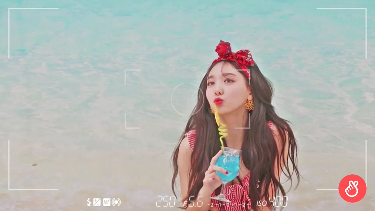 monaka___momo's tweet photo. #HappyNAYEONda #HappyNayeonDay 

なよんねえさんまた会いたい
愛してる. https://t.co/0MYhfFiAdN