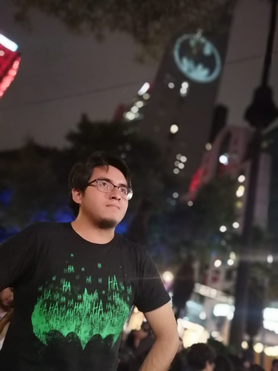 ivangutierrezCI's tweet image. No llegó #Batman 🦇
#Batsignal #BatmanDay #Batiseñal #Batman80