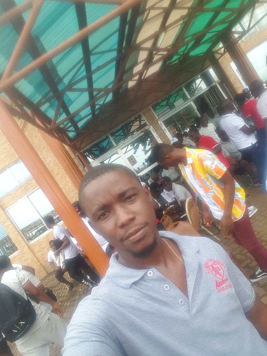 Benklyn9's tweet photo. Work for the school you love so well.....Albert Academy's walk
#AlbertAcademy
#Truelads
#Academiciansmeet
Presidential Press Secretary @Yusufkeketomasandi
Alhaji Abu Komeh https://t.co/1oy2d1di9u
