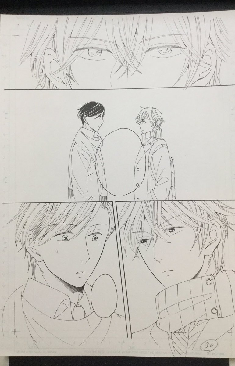 左からネーム→下書き→ペン、ベタ→トーン(完成)までです( ＾∀＾)
下書きは下にネームをホチキスで止めてライティングテーブルで描いてます！マスキングテープだと私原稿回したり裏返したりが激しいのでズレてく… 