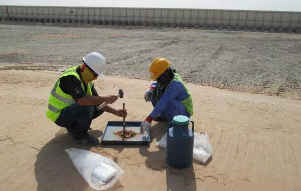 JenniferEspail2's tweet photo. Soil Density field test. #bcn2210 #fiu #fiumossschool #construction @FIU_Mossschool https://t.co/6ZBRKBZOFl
