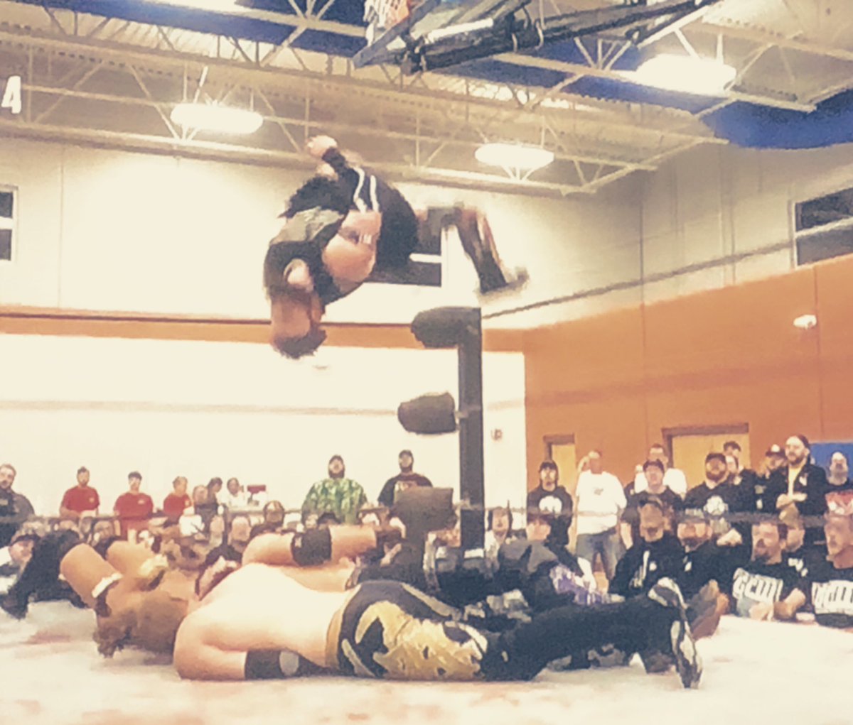 _damerz_'s tweet photo. These guys are so creative! #GCW #NGI4 @AlexZayne @GringoLocoOG @Air_Blake2234 #JakeLander https://t.co/9pqNwgmFJy