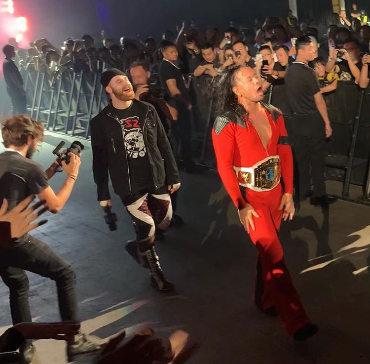 BayleysAStarr's tweet photo. #WWEShanghai 09/21/19 🖤❤️ https://t.co/Hx4vZPHeLK