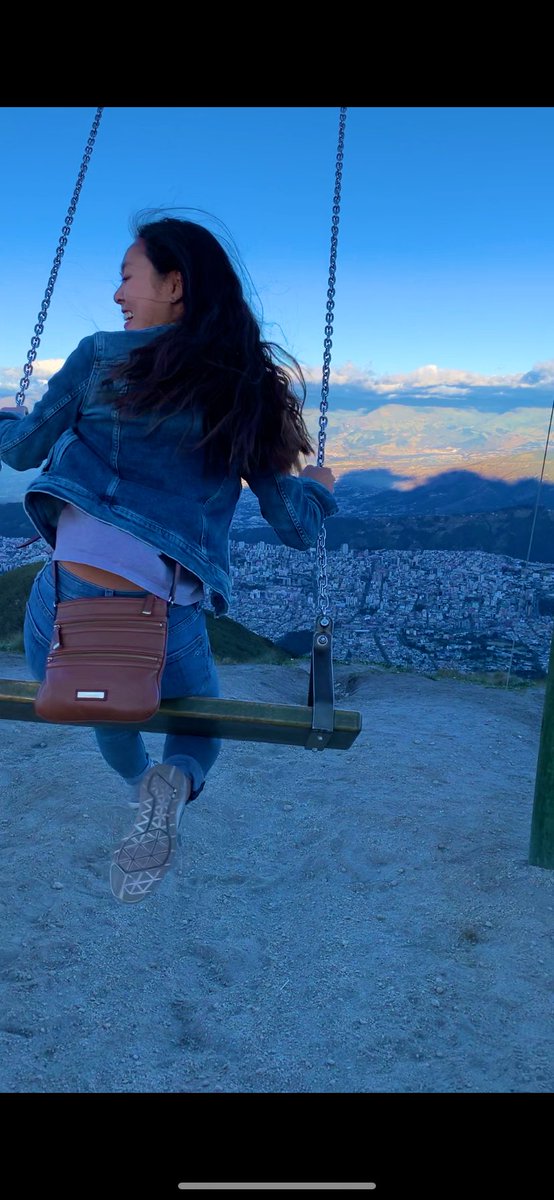 KristineVang97's tweet photo. 14th adventure: took to the TelefériQo to ascend 12,943 ft on one of the highest aerial lifts in the world. Looked down on the beautiful town of Quito https://t.co/LMA9tSBT7D