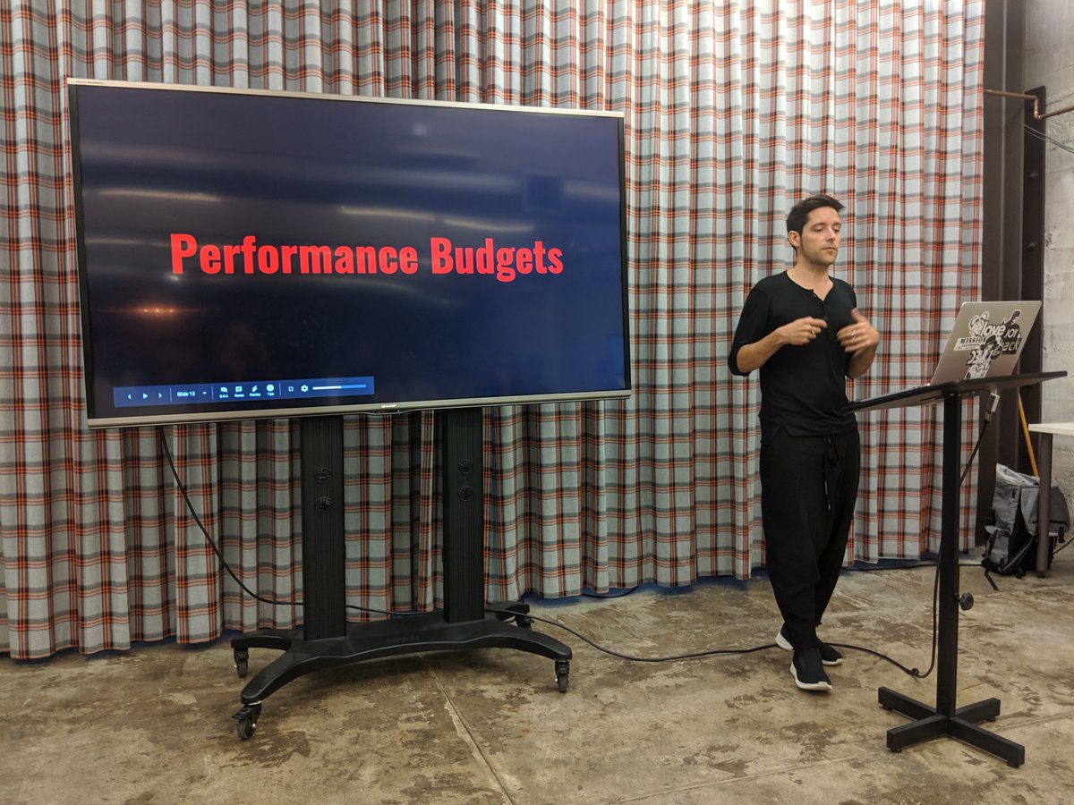 Machine Learning, Cloud, Web, Accessibility and much more today in GDG DevFest San Francisco. An event where kids teach ML to adults 👍  #DevFest19 #DevFestSF #withGDG #TensorFlow