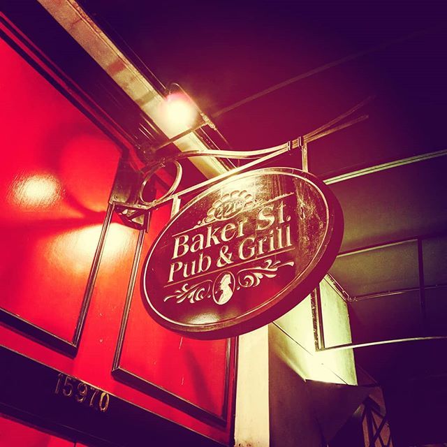 NeKoTheDJ's tweet image. DJ Ne-Ko bout to Rip it up tonight! Come through! 
#htowndjs #mixxxgangdjs #townsquaresugarland #partyrock
#bassallnight ift.tt/2AB5pX3