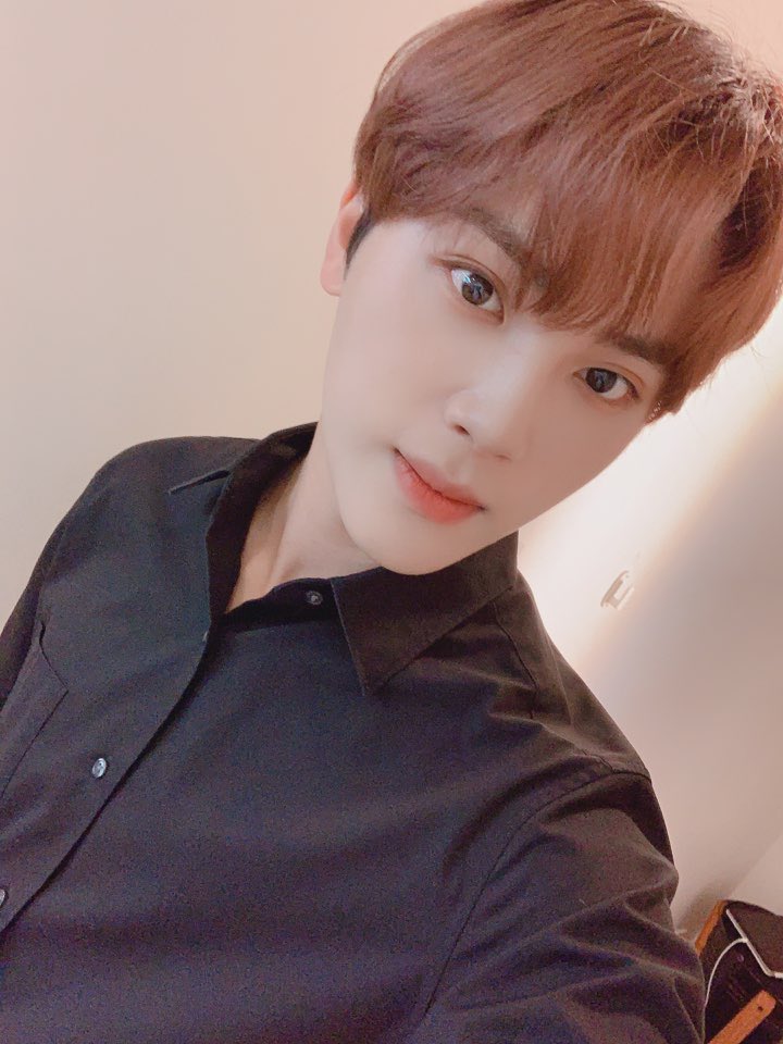 WE_THE_BOYZ's tweet photo. [주학년] 여러분 밥먹었어요? https://t.co/BfCcSlMIp6