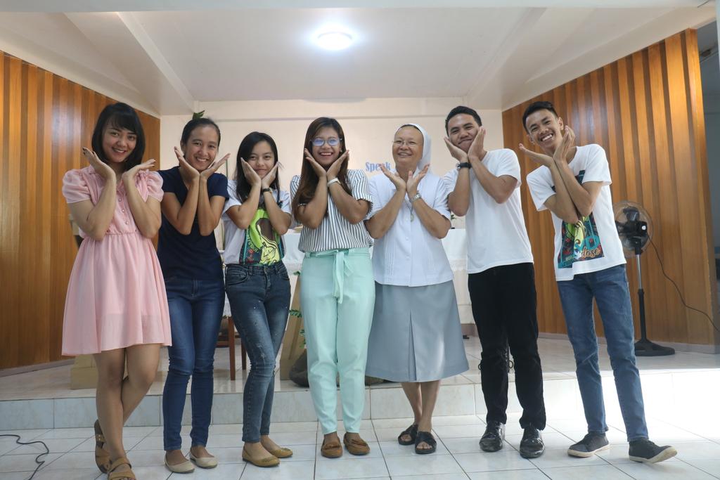 jepoyses's tweet photo. Batch Masayaaaa turns now as Diocesan Youth Formation Team.😍
#DYFT https://t.co/KTTmAlTC5I