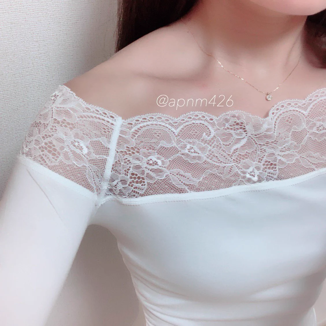 今年もこいつの出番が近い！寒いけど肩出ししたい女子はぜひ！