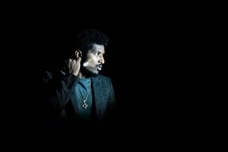 thespyinthestalls tweet media