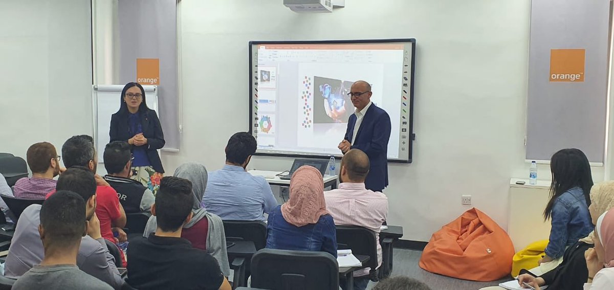 r_dababneh's tweet photo. Session with Chief Executive Officer CEO of @intajICTJO , Mr. Nidal with our students at #OrangeCodingAcademy to talk about the #future #jobs in the field of it and the market needs for the next 5 years. https://t.co/WjThE2WRfd