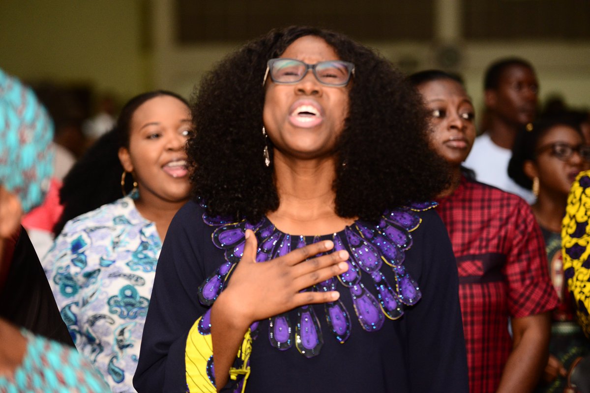 TransformersNG's tweet photo. @Towdah_Family @AdebamiroSunday Prayers:
You will not die before favour shows up for you, just like Esther in the Bible, you will escape the sword of death.
Esther 3:10
#TTCSercice
#Outstandingservices https://t.co/pCEpw1X1qI