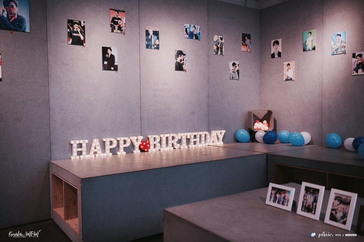 pluie0923's tweet photo. EDDIE 18TH BIRTHDAY
            
「 Le Ciel 」
  Photo Exhibition in Beijing
 
  Pluie0923 X  Kuanlin_MEM

  2019.9.22

#라이관린 #賴冠霖 #LaiKuanlin https://t.co/IoRWtLilfE