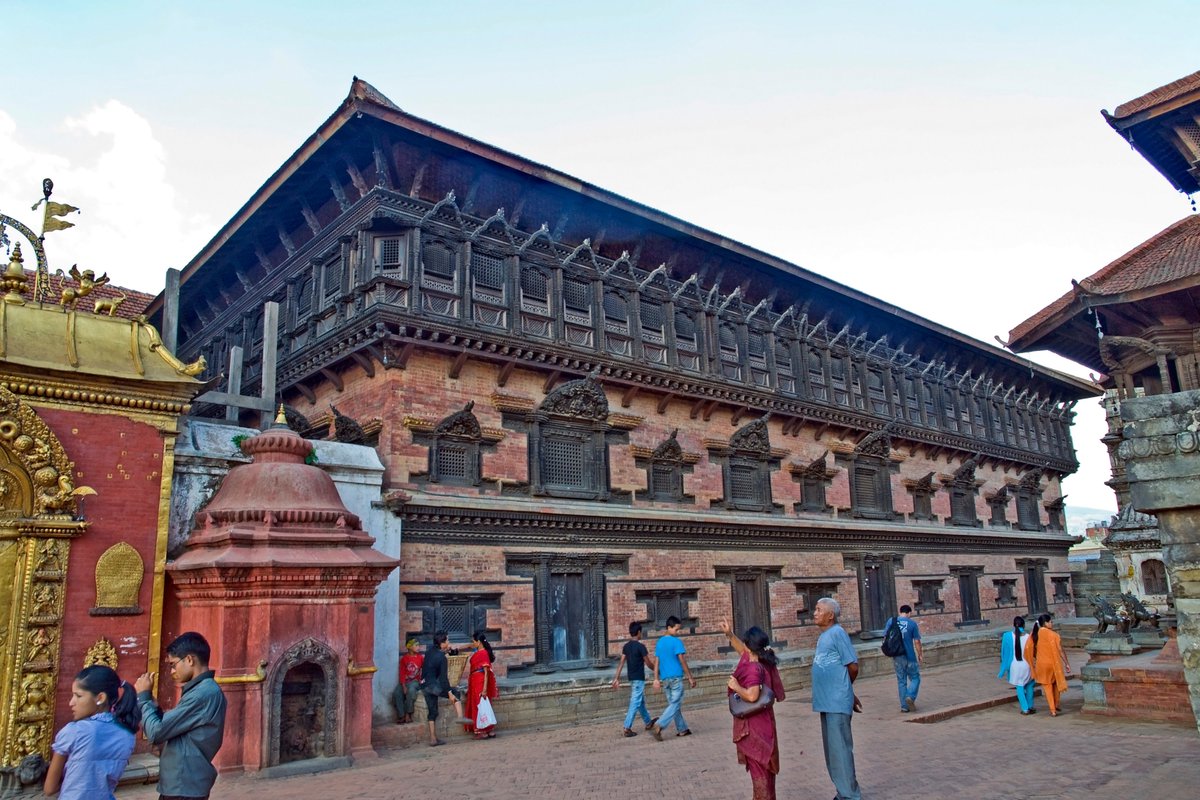 nepaltourismb's tweet photo. The #BhaktapurDurbarSquare, located 13 km east of Kathmandu in the ancient city of #Bhaktapur, is listed as a #UNESCO #WorldHeritageSite. The square hosts some of the most prominent and historical structures that hold religious, cultural and architectural significance. https://t.co/xsMaKrKmsT