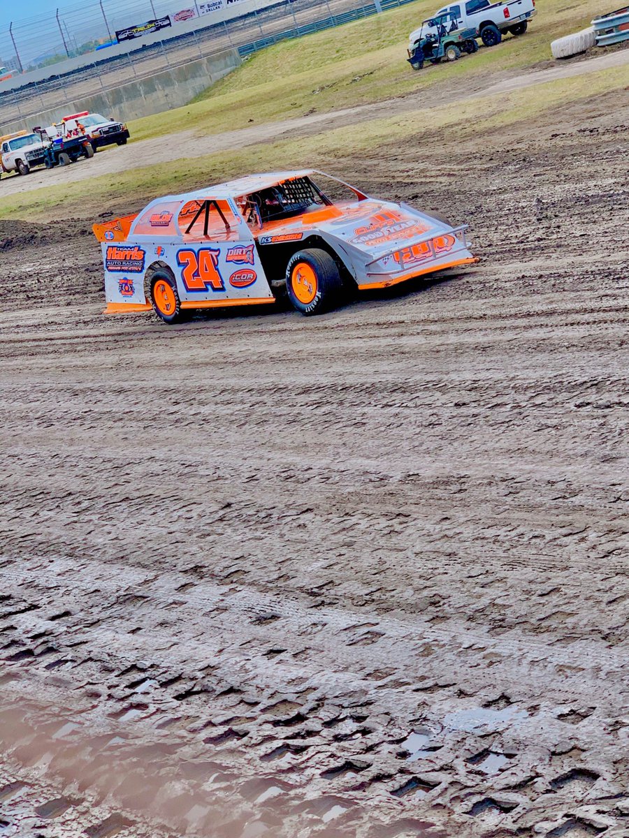 BraggRacing24's tweet photo. Took both sportmods to RPM speedway for the Bryan Mize memorial tonight. Battled through some bad draws and made it in the show through the B in both cars. Tyler and Dean both started mid pack and battled up to a 4th and 5th place finish! Dean also picked up a win last night! https://t.co/6O7hj5N4oV