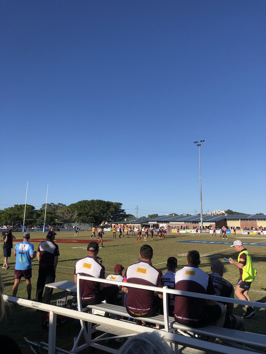 CatleyChristian's tweet photo. Watching the @BurleighBears v Sunshine Coast Falcons. #BackYourBears #GoBears @IntrustSuperCup #SundayFooty #FinalsFooty #IntrustSuperCup πͺπΌπ»π»π» https://t.co/SRezfzJy1L