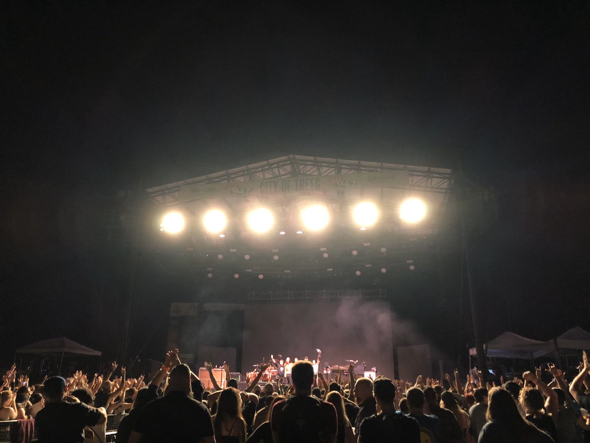 MatthewKeysLive's tweet photo. Great #COTFEST. Thank you @alt947, the sponsors and the bands. Already looking forward to next year! https://t.co/N3ccVzQFco