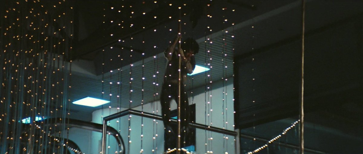 BBW_BFF's tweet image. Jackie Chan's POLICE STORY is a Christmas movie