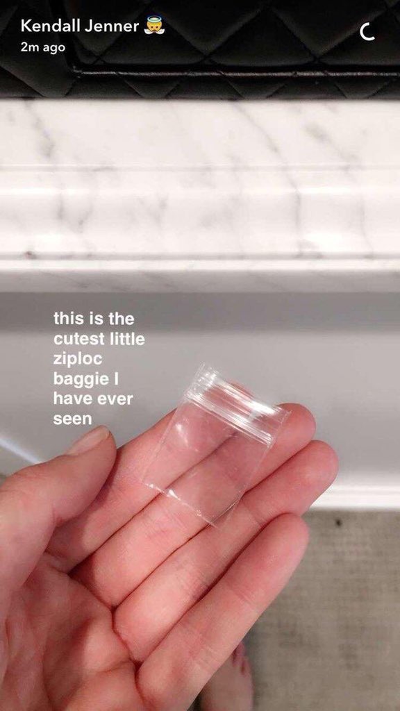 kobychill's tweet image. 