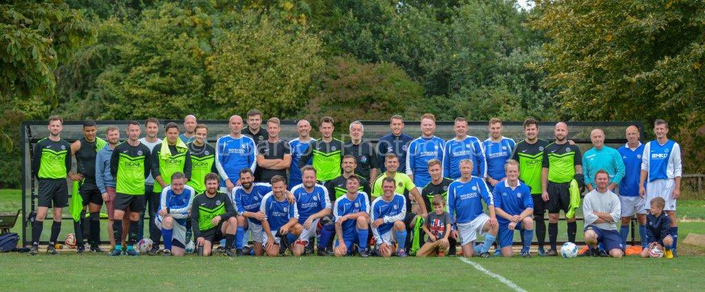 CropredyFC's tweet image. Match Day....

⚽️ Cropredy XI v Cropredy Vets (Legends!) 
🏆 Ken Cherry Memorial Cup
🗓 Sunday, September 22
📍 Williamscot Road
🕑 2.30pm KO
💷 In aid of @PancreaticCanUK 
📱 #UpTheCrop