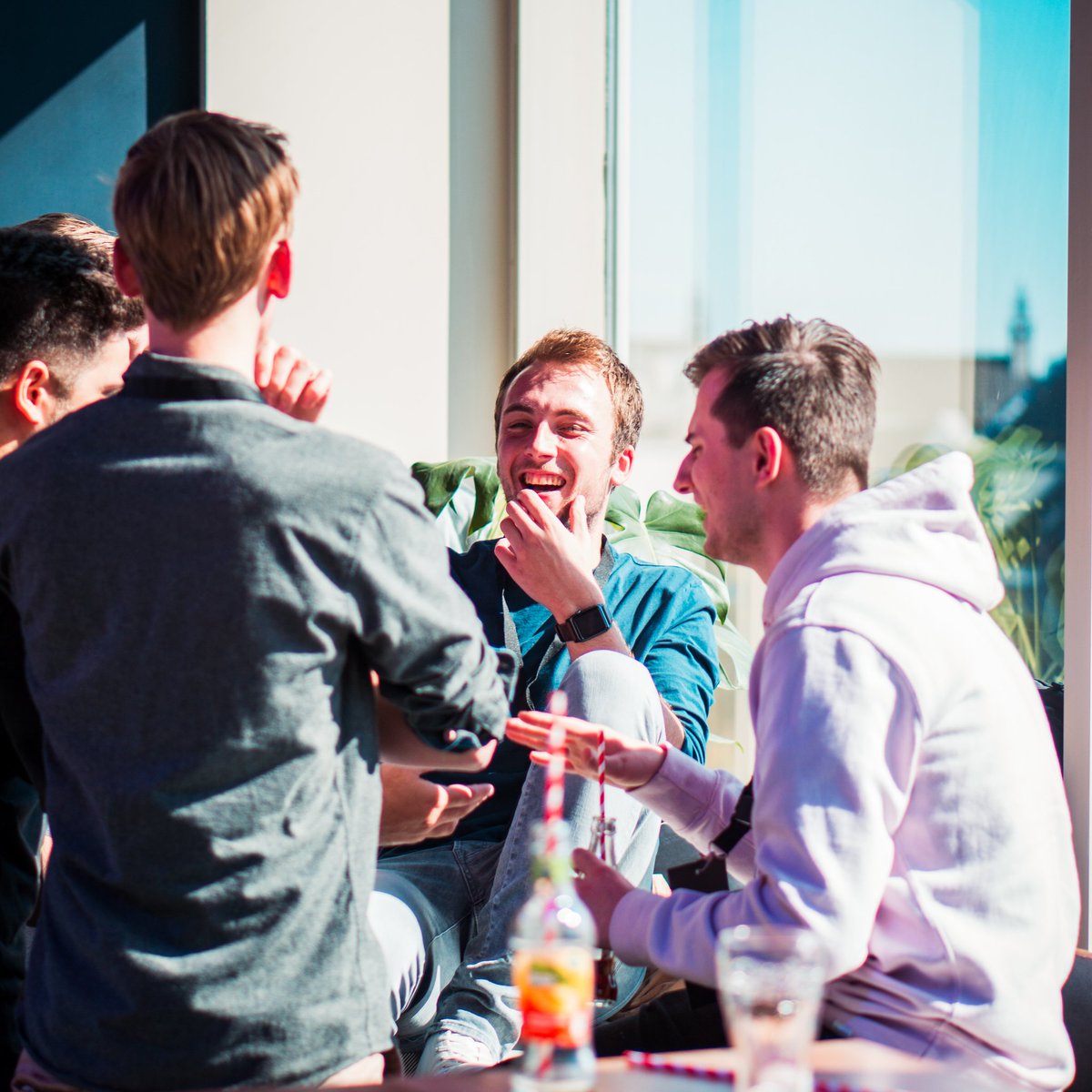 StreamConNL's tweet image. De foto's van de eerste editie van StreamCon staan online op onze website!

Mochten jullie foto's hiervan plaatsen op jullie social media zouden wij het heel tof vinden als jullie de Instagram en / of Twitter pagina van StreamCon taggen! ♥️

Links voor alles = in de bio! 🔗