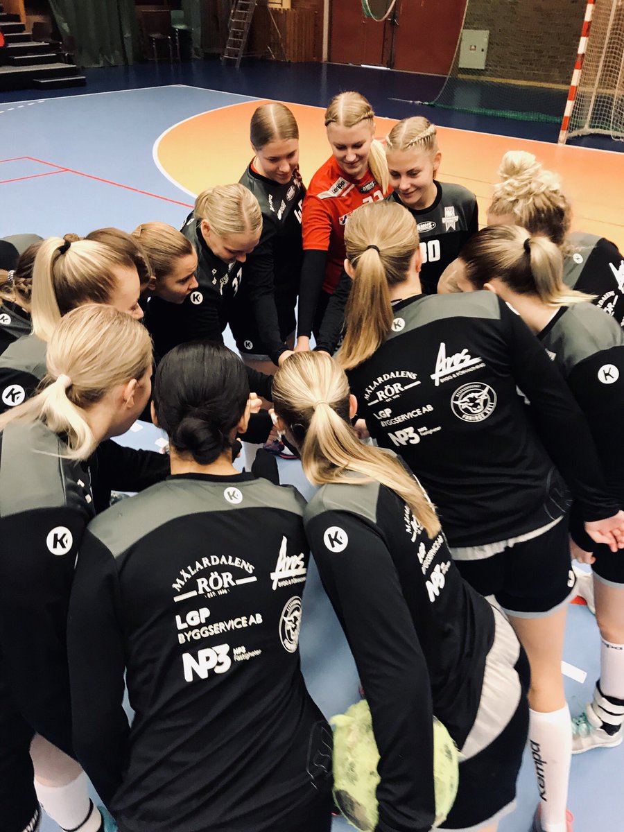 VIHFdamu's tweet photo. https://t.co/rmHVHtr0MD 

VI - Baltichov 09.30 i Mässhallen!!👊🏼🎥

@SvenskHandboll @HBkanalen https://t.co/3skdJRofdH