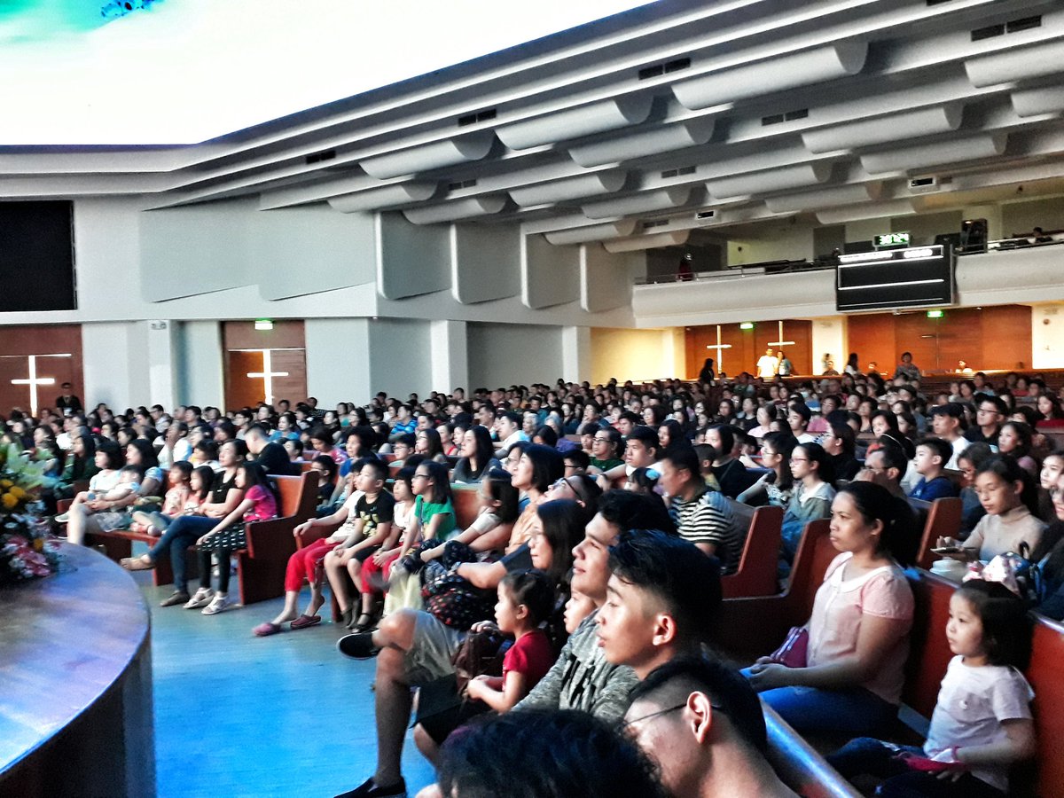 miguellasalaya's tweet photo. Wow! Majority of the audience are kids. What a great attendance! Praise God. #WeeLittleMan #UECP 😍💕🙏🏻👑 https://t.co/qkphh1uyHD