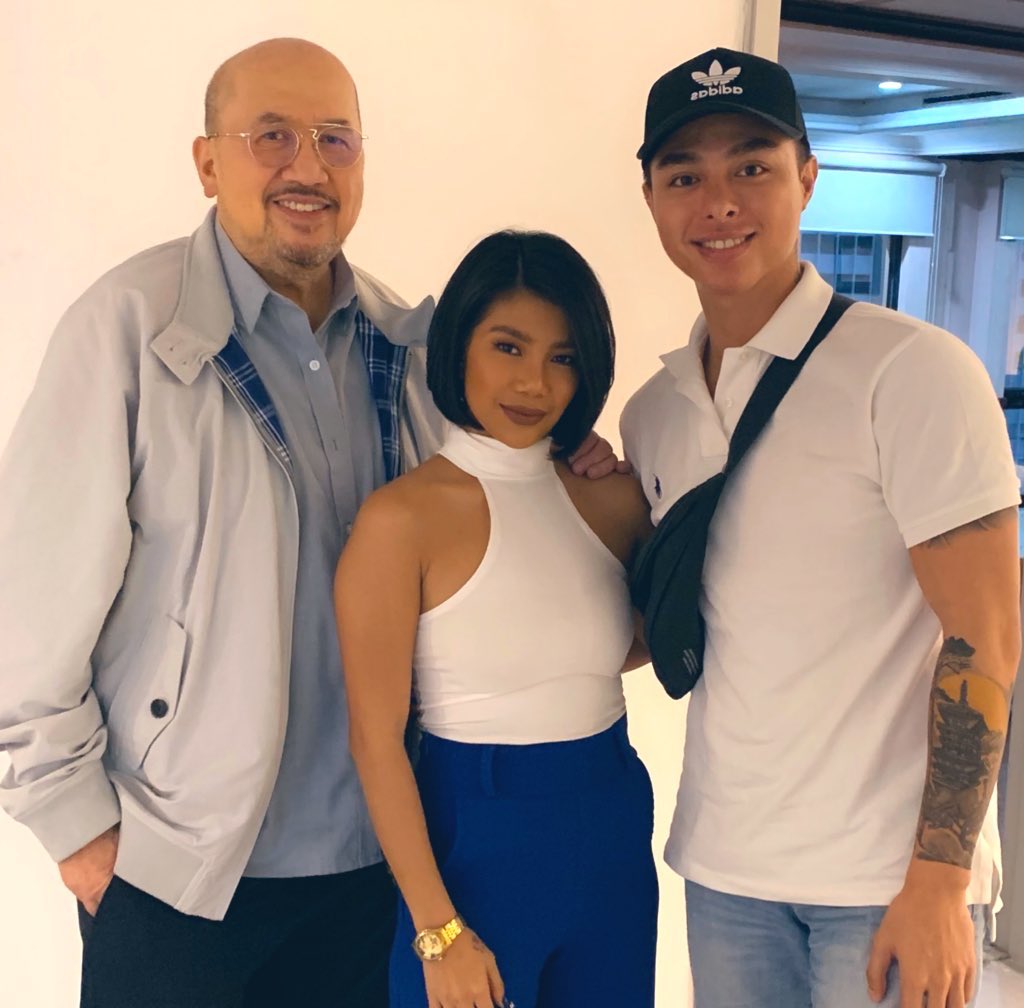 iamYUKIITO's tweet photo. It's OFFICIAL!!!!!

Welcome to @VivaArtists  KATRINA VELARDE!

Catch her Live at The New Frontier Theater on Nov. 29 2019! https://t.co/CUf1ZP1nCj