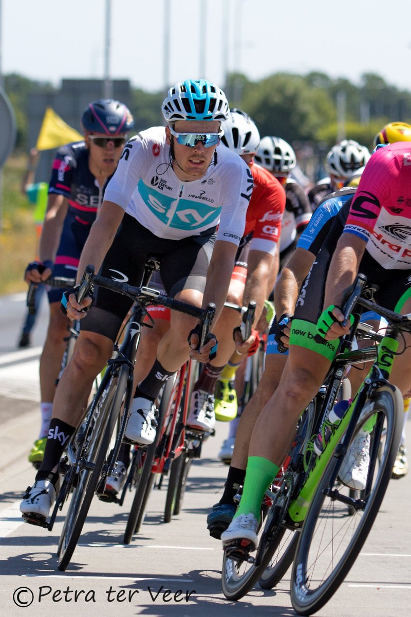 petraterveer's tweet image. Many cyclists have passed my lens in the recent years. Some more often than others. Today a mini-portrait of @DylanvanBaarle @TeamINEOS
#cycling #timetrail #trackcycling