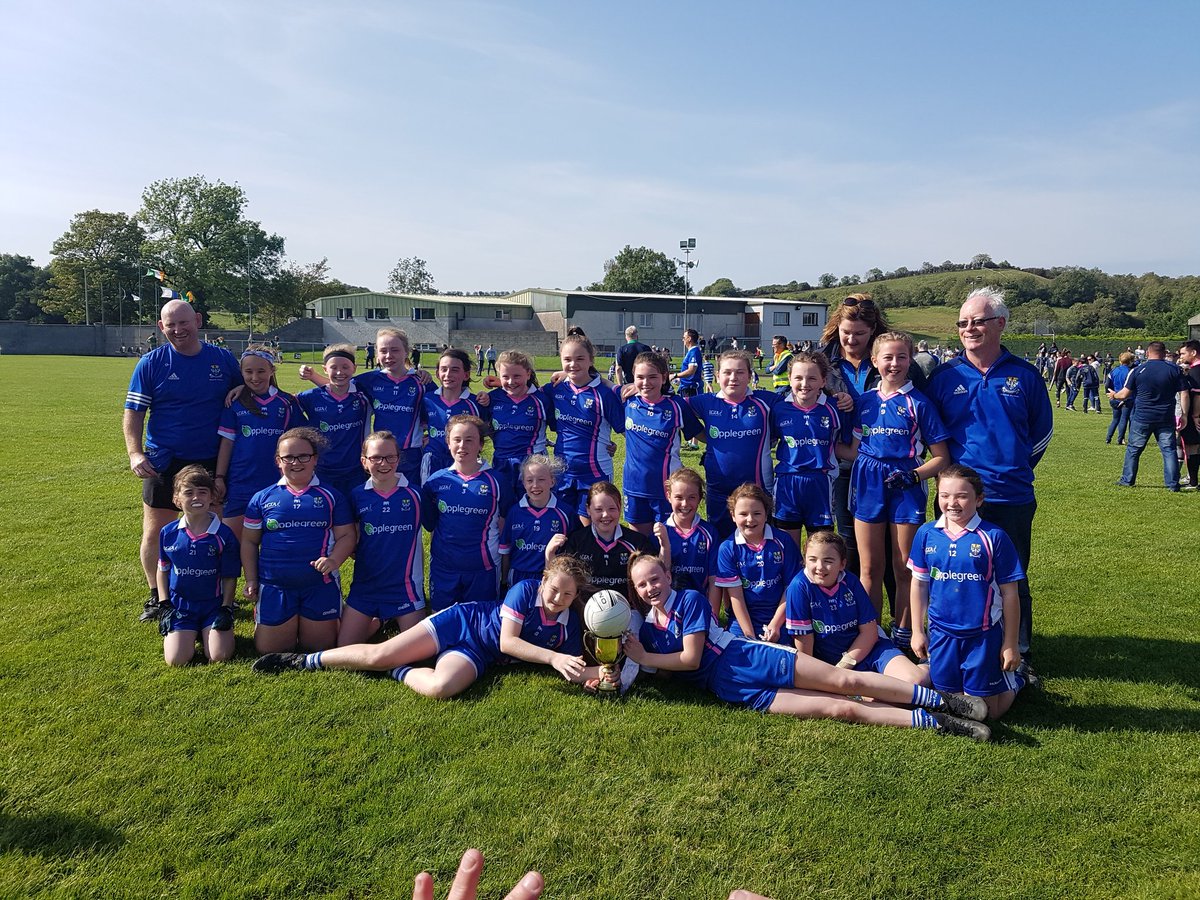 killeevan's tweet photo. Corn eile do Chill Laobhain!
Another trophy for Killeevan Ladies!
Fantastic win by our U12s and  what a way to end our 10th year.
#10mblianaagfàs https://t.co/wLPq3SUu38