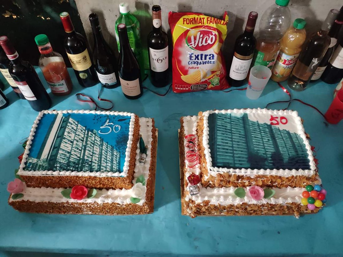 Jerome Coumet Et Les Gateaux D Anniversaire Des 50 Ans De L Immeuble