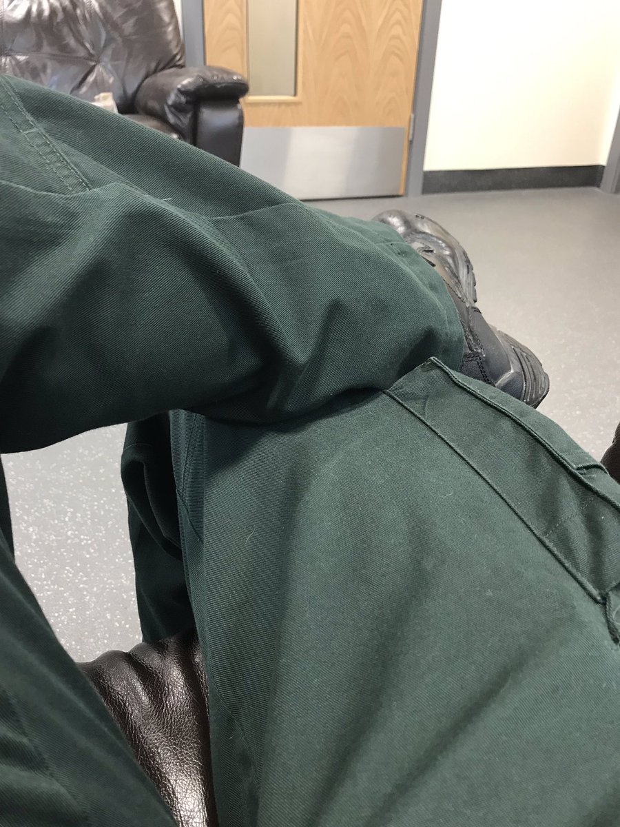 EMAS_Clifton's tweet photo. Today I’m working on a double crewed ambulance (DCA). It’s good to be out and about doing what I teach and being able to keep up to date myself with clinical practice. CS #respond #patientfacing #develop #lovemyjob https://t.co/pd73pvosXv