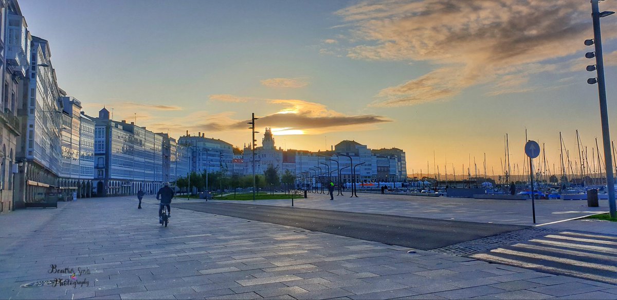 Asi se despierta #Acoruña esta mañana de dimingo!! Canos a por el segundo día de #ixxuntanzagastrobloggers #gastrobloggerscoruña2019  
#Felizdomingo tuiter@s!! <a href="/CorunaTurismo/">Turismo de A Coruña - Visit Coruna</a> <a href="/CorunaTurismo/">Turismo de A Coruña - Visit Coruna</a> 
<a href="/Mozart58/">Juan Carlos Alonso</a> <a href="/rutarestaurante/">Rutasyrestaurantes</a> <a href="/desayunacoruna/">Desayuna Coruña</a> <a href="/LaurelyCanela/">Mª José Basanta</a> <a href="/RecetasDeMalena/">LasRecetasDeMalena</a> <a href="/SastrePaco/">PACO SASTRE</a>