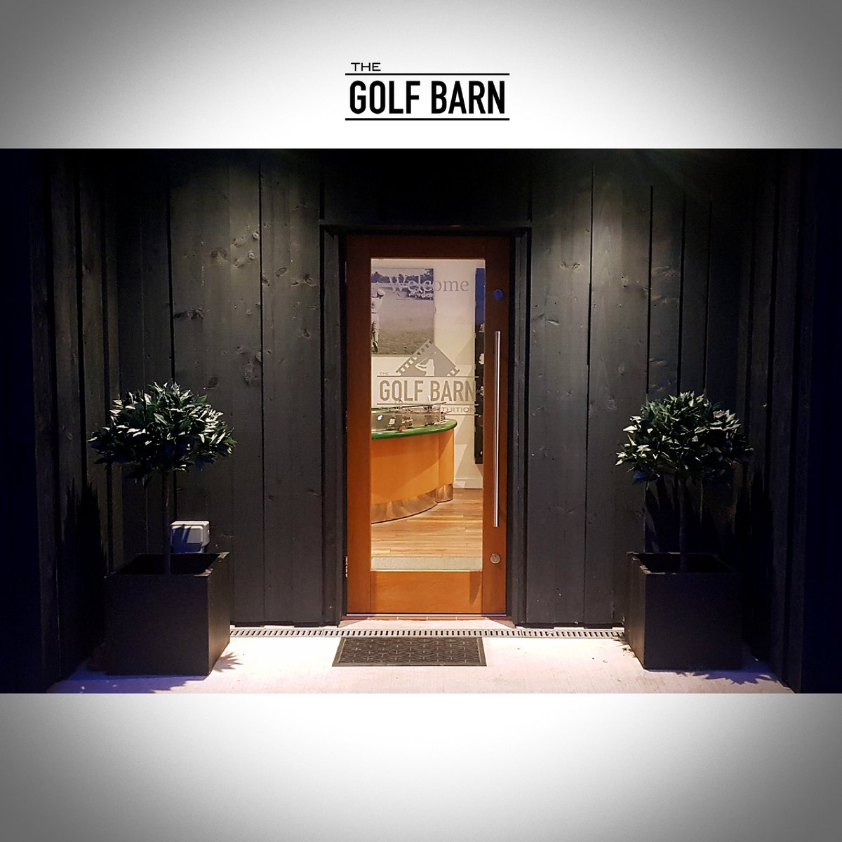 thegolfbarn's tweet photo. Always a warm welcome at our studio 🙋‍♂️🏌️‍♂️⛳💻
▪️Golf Tuition 
▪️Custom Fitting
▪️Memberships 
▪️Golf Equipment 
▪️Trackman 
#welcome #golf #golftuition #clubfitting #membership #golfequipment #golfgear #golftechnology #indoorgolf #golfsim #trackmangolf #golfstudio #golfer #golfing https://t.co/t0rpd4kaRw