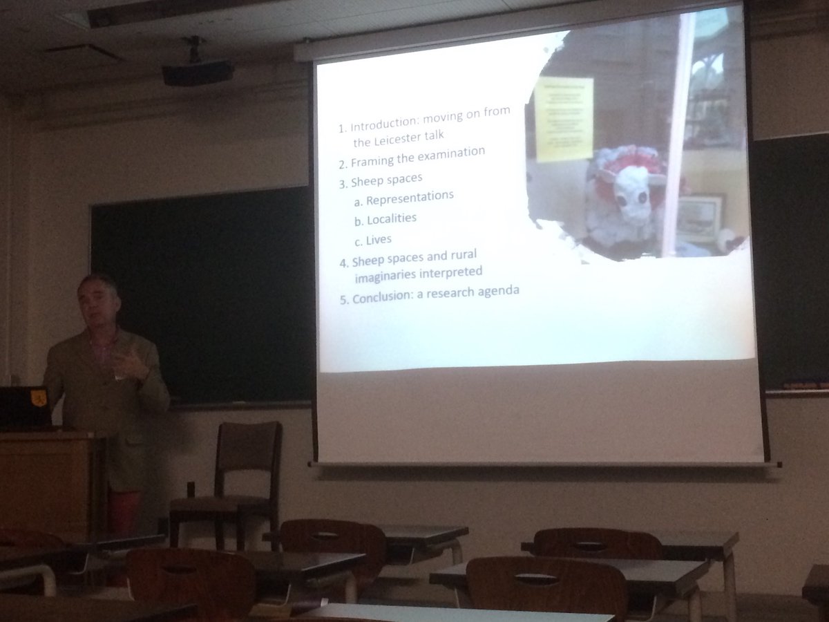 FiWilliams's tweet image. UK team @DamianMaye @MartinPhillips1 @Halfa1965 doing a fine job of exploring UK-Japan #comparativeruralism at AJG conference, Niigata