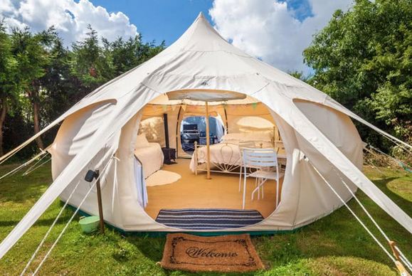 britishtraveler.co.uk/adding-a-littl…
#Camping is the best way to refresh your #mind after an eventful year. The best time to camp is during the #summer. However, this does not mean that you cannot camp during any other season.
#UK #england