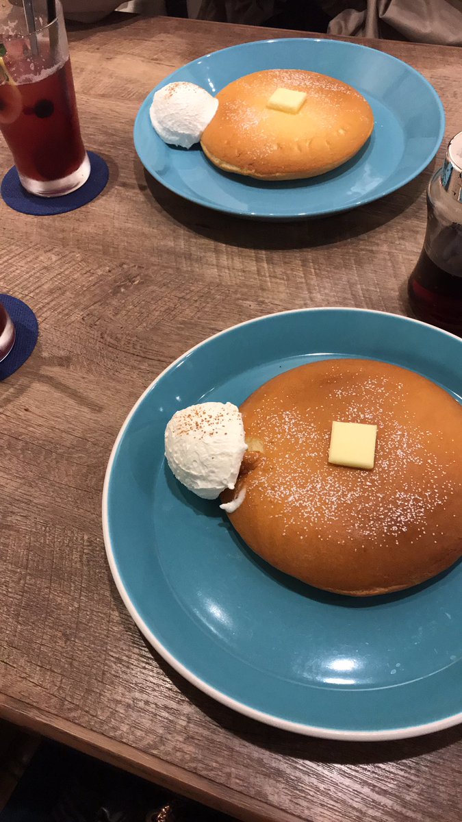 まむ 昨日ハムレット前に寄ったオスロコーヒーというカフェには デンマークチーズパンケーキ という名前のパンケーキ があり超オススメ ハム前にはぴったりじゃない 新宿駅からグローブ座に行くちょうど中間にあるからアクセスも抜群 580円だし まむ 昨日ハムレット前に寄ったオスロコーヒーというカフェには デンマークチーズパンケーキ という名前のパンケーキ があり超オススメ ハム前にはぴったりじゃない 新宿駅からグローブ座に行くちょうど中間にあるからアクセスも抜群 580円だし